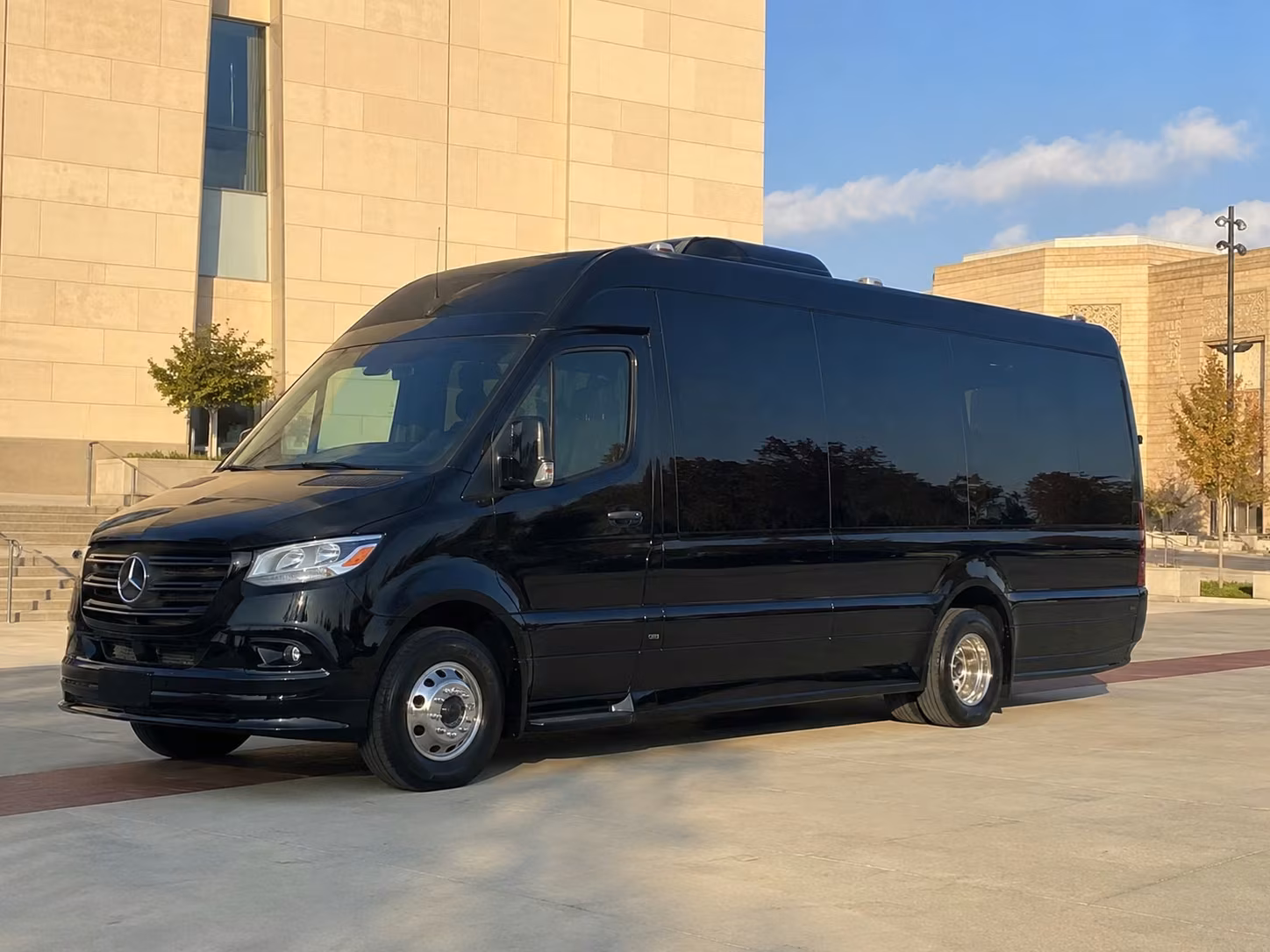 tacoma airport transfer shuttle bus services